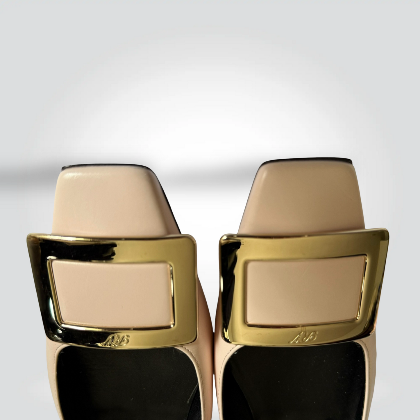 Pre-Owned Roger Vivier Belle Vivier Blush Baby Pink Leather Square Toe Flat Gold Square Buckle — Size 36.5 — Pristine | Style Reissue Vancouver