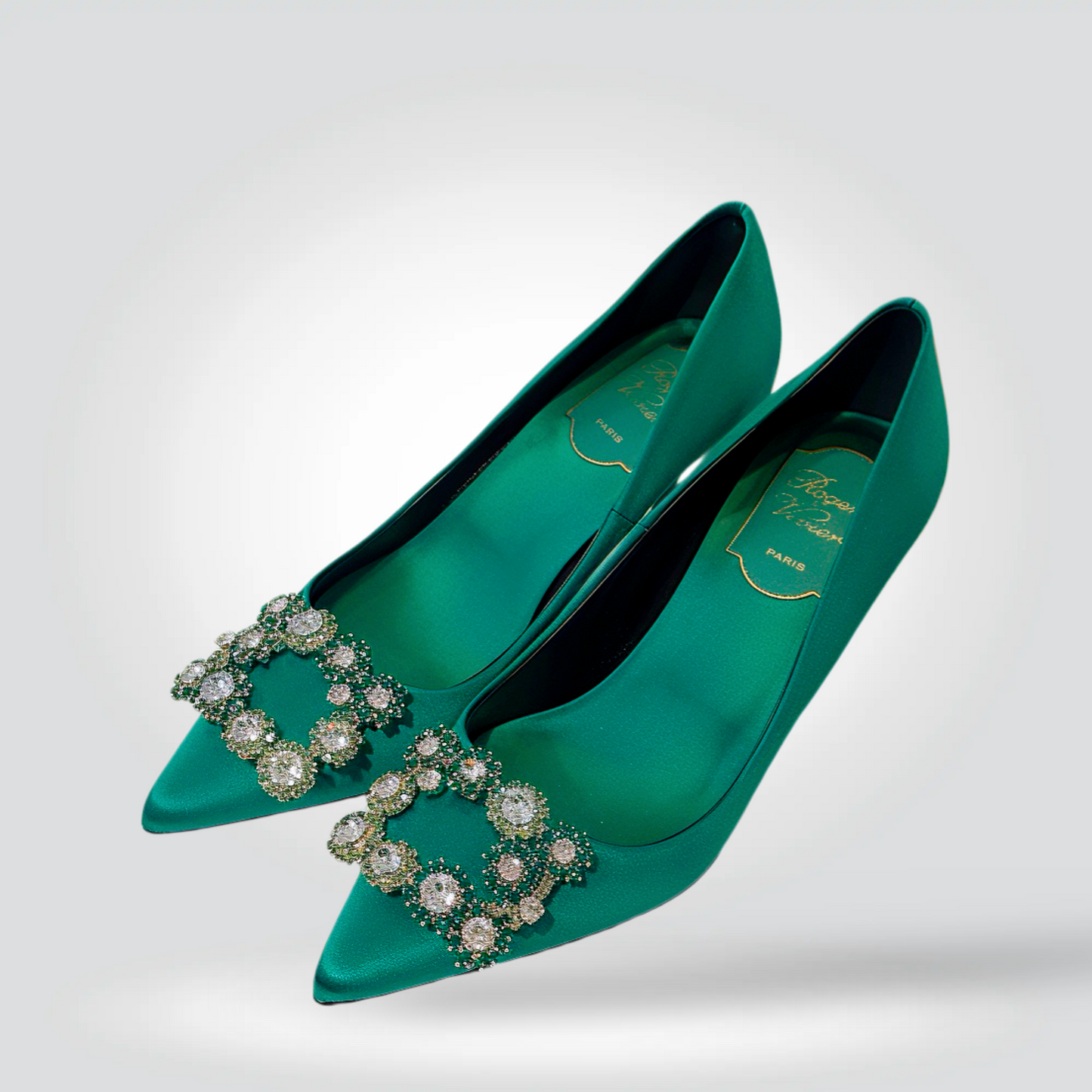 Pre-Owned Roger Vivier Belle Vivier Emerald Green Satin Crystal Buckle Pointed Toe Pump 2" Heel — Size 35.5 — Very Good | Style Reissue Vancouver