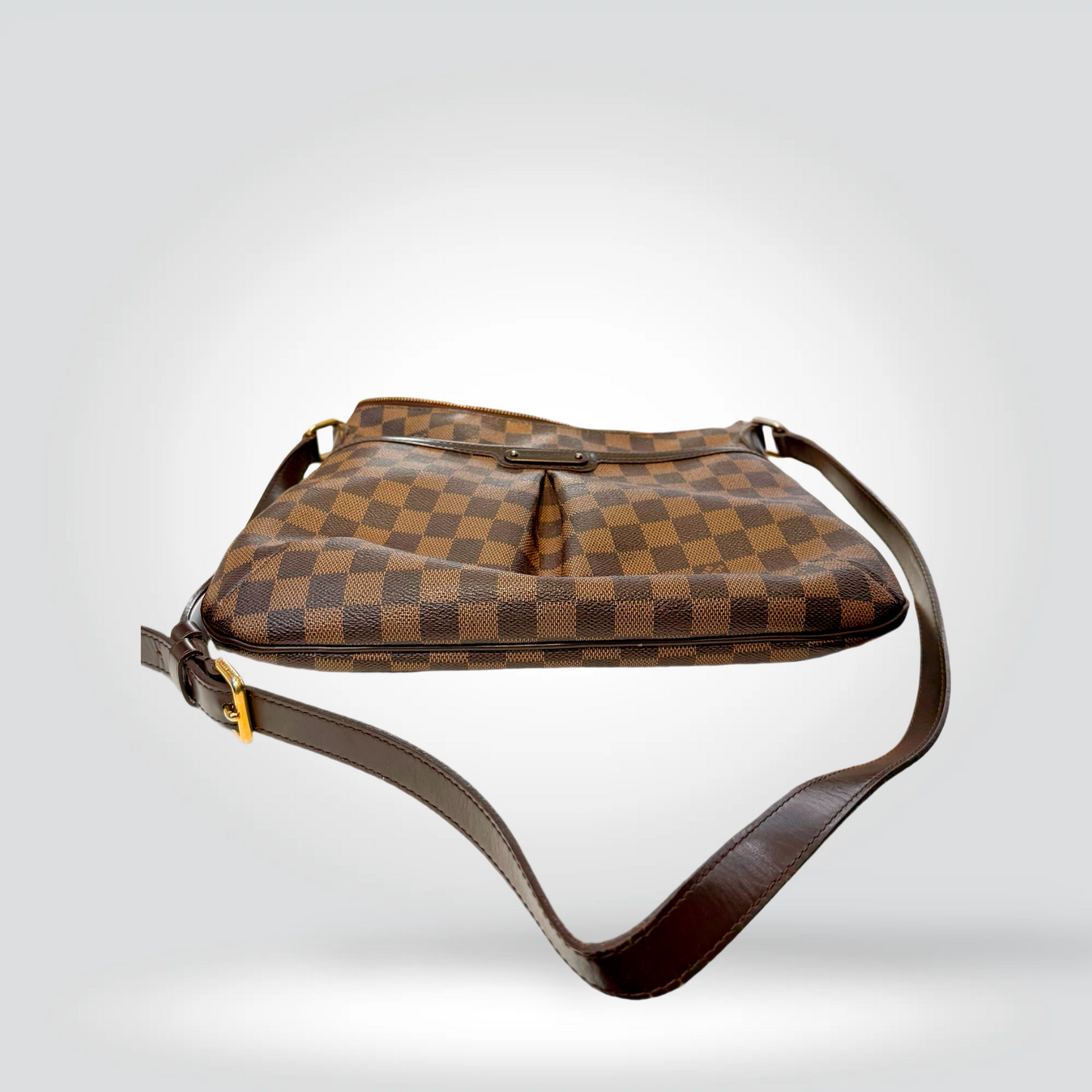 re-Owned Louis Vuitton Bloomsbury Damier Ebene Canvas Crossbody Shoulder Bag Gold Hardware — Fair | Style Reissue Vancouver