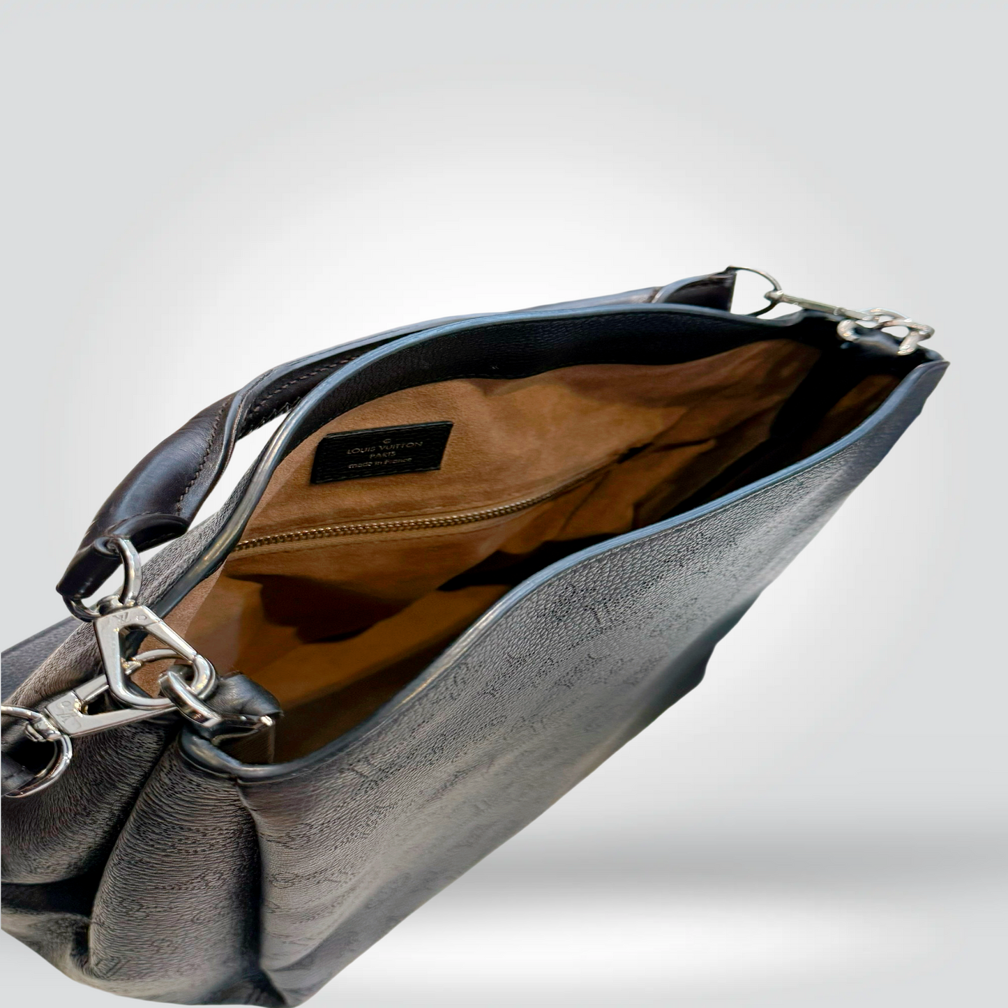 Pre-Owned Louis Vuitton Babylone Black Mono Marina Pebbled Leather Hobo Shoulder Bag Silver Hardware — Very Good  | Style Reissue Vancouver
