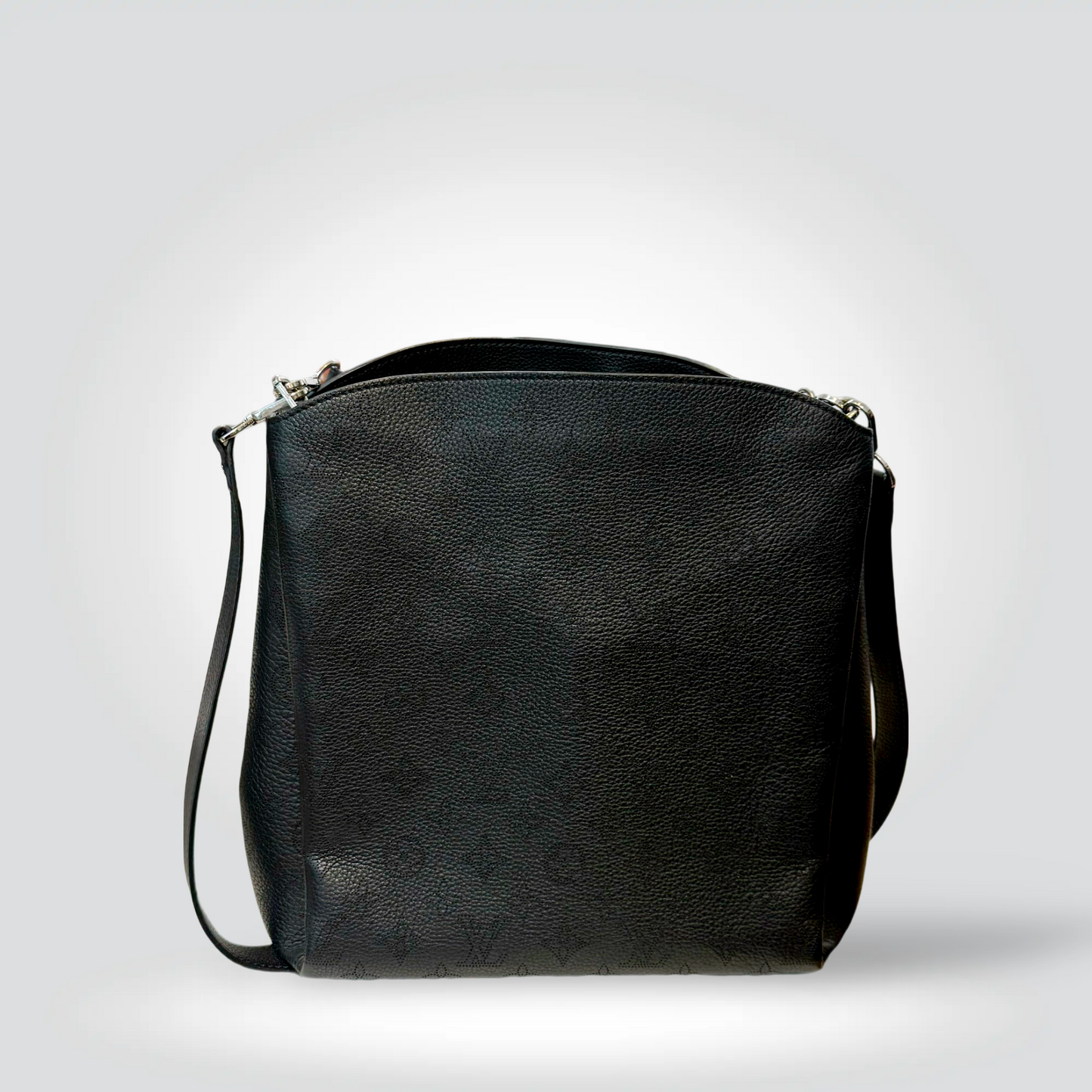 Pre-Owned Louis Vuitton Babylone Black Mono Marina Pebbled Leather Hobo Shoulder Bag Silver Hardware — Very Good  | Style Reissue Vancouver