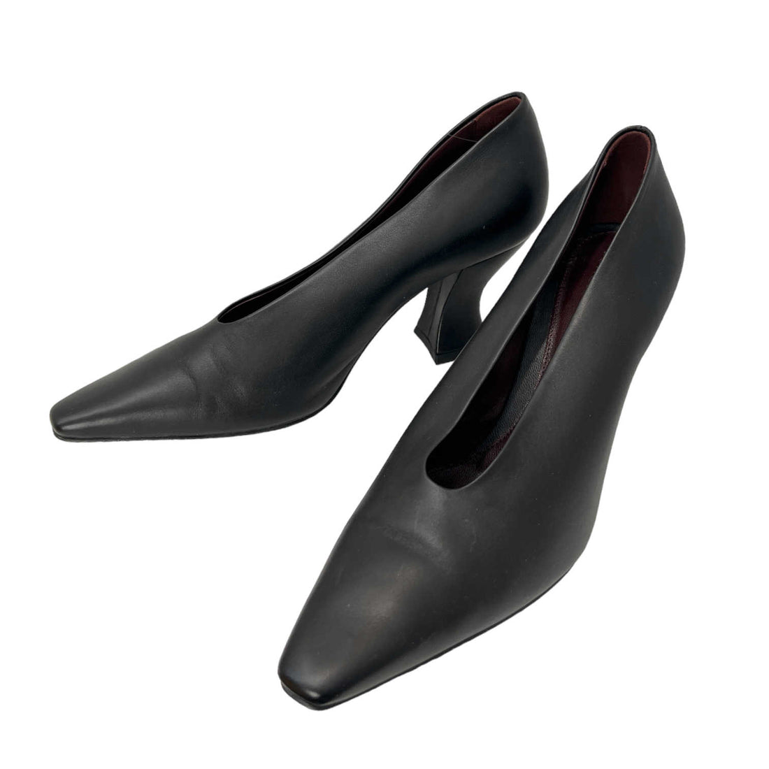 Curved Heel Pumps - 37