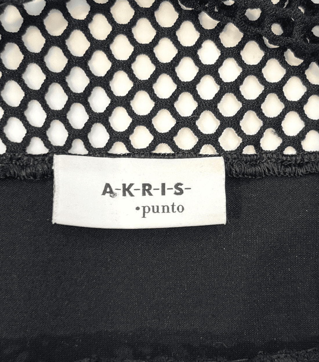 Akris Punto Contrast Fishnet Top