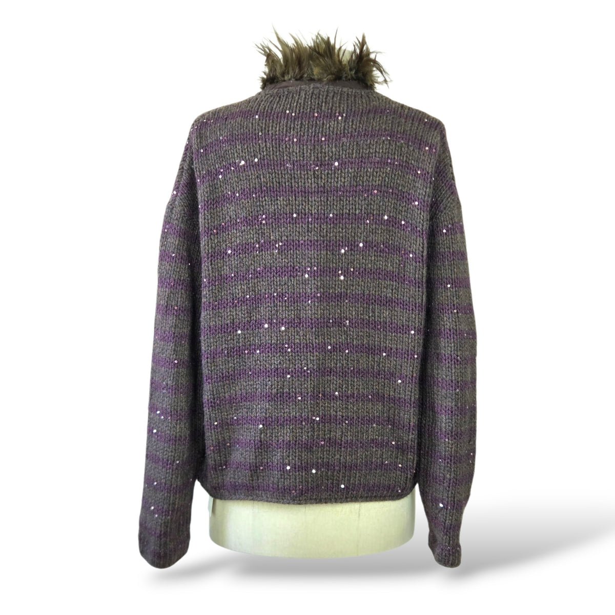 Pre-Owned Brunello Cucinelli Purple Grey Cashmere Sequin Sweater with Feather Collar Trim — Size L