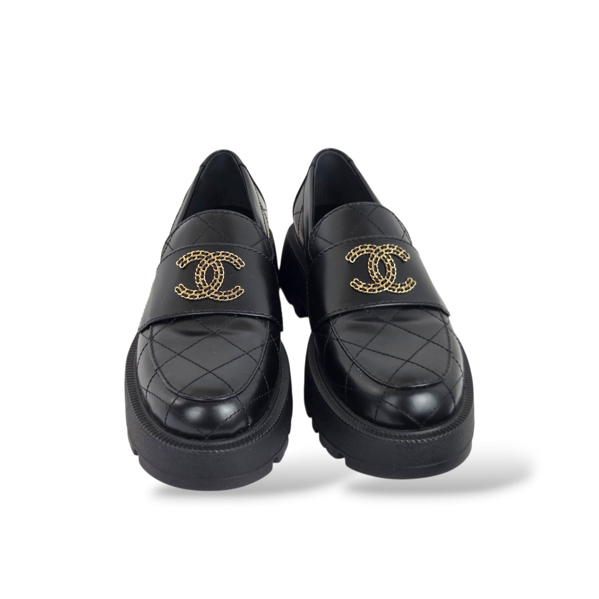 Pre-Owned Chanel Black Quilted Calfskin CC Moccasin Loafers with Gold-Tone Logo