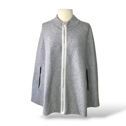 Pre-owned D.Exterior Cash Double Cappa cashmere-blend knit cape or cardigan in colour 29, size S, made in Italy, with original tag attached