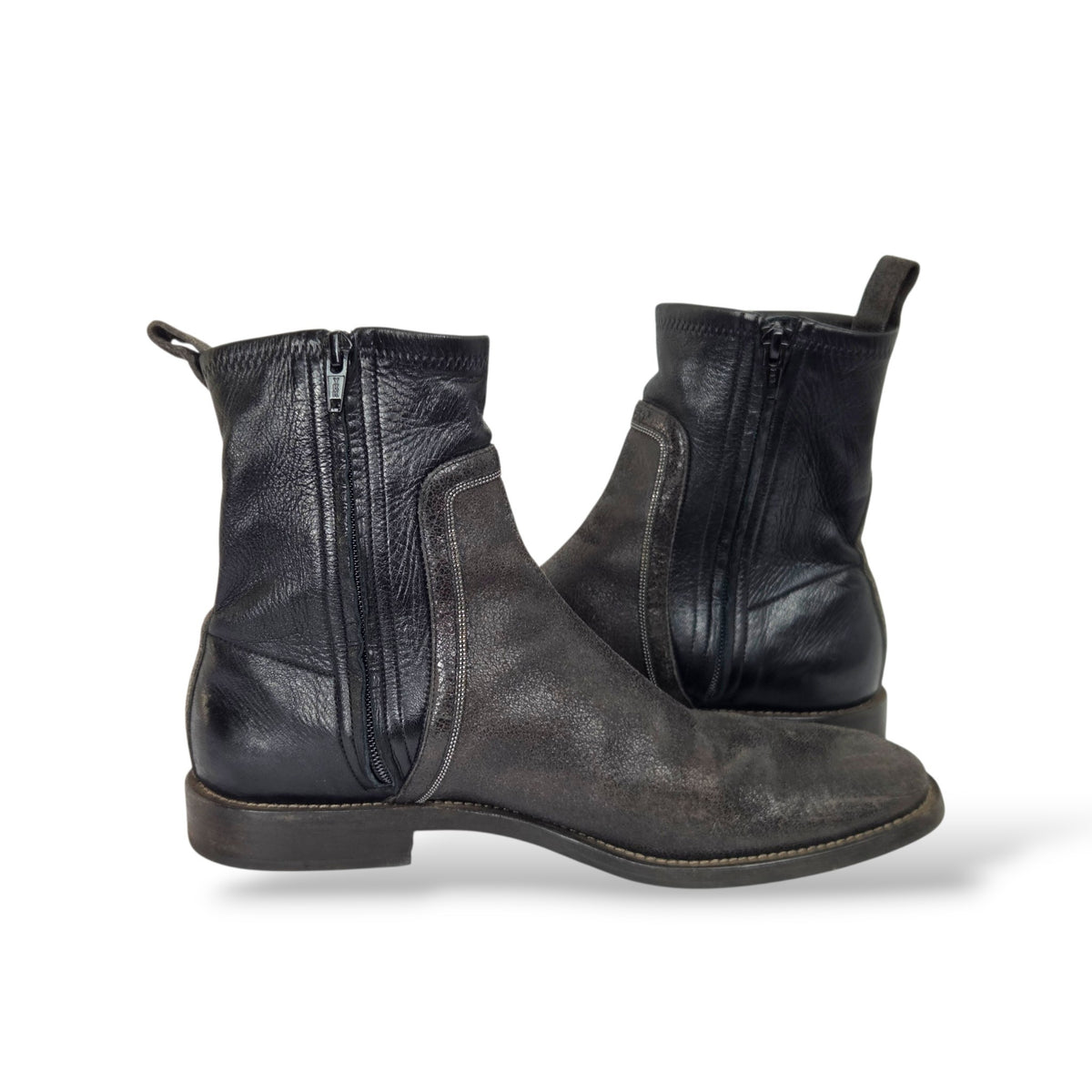 Pre-Owned Brunello Cucinelli Two-Tone Monili-Trimmed Leather Ankle Boots