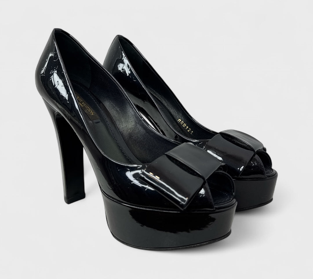 Louis Vuitton Dark Blue Monogram Vernis True Peep-Toe Pumps Size 36