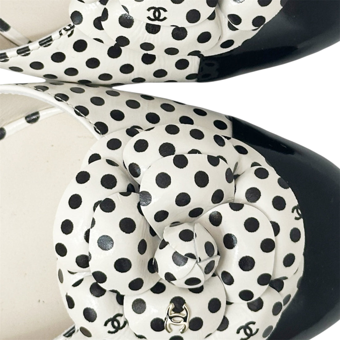 Chanel Polka Dot Camellia Flats – Black & White Leather Flower Shoes | Rare Designer Flats Made in Italy – Size 38C