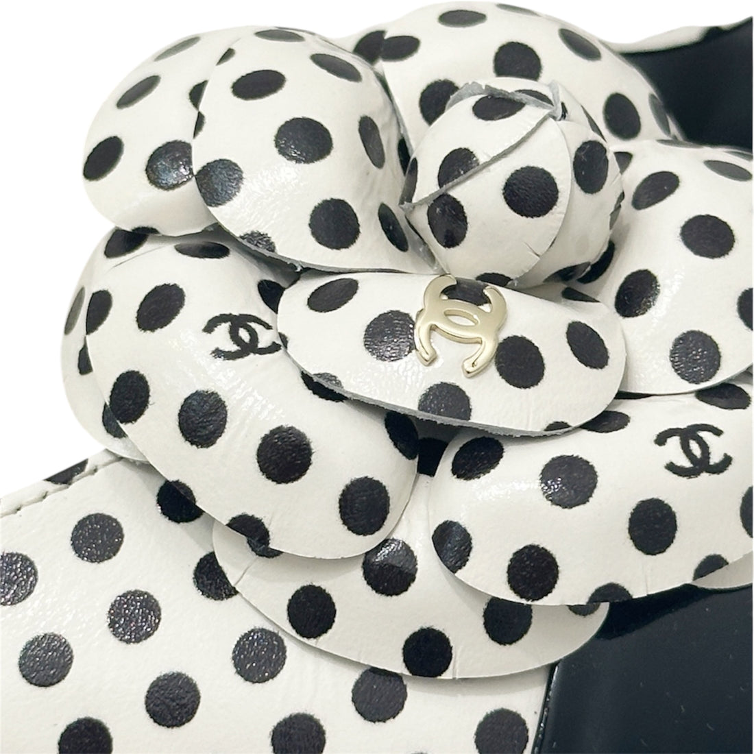 Chanel Polka Dot Camellia Flats – Black & White Leather Flower Shoes | Rare Designer Flats Made in Italy – Size 38C