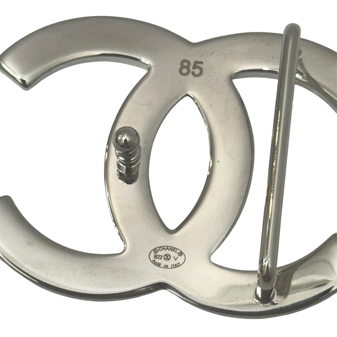 Authentic Chanel Black Leather Belt with B22 Silver CC Logo Buckle – Reversible, Timeless Statement