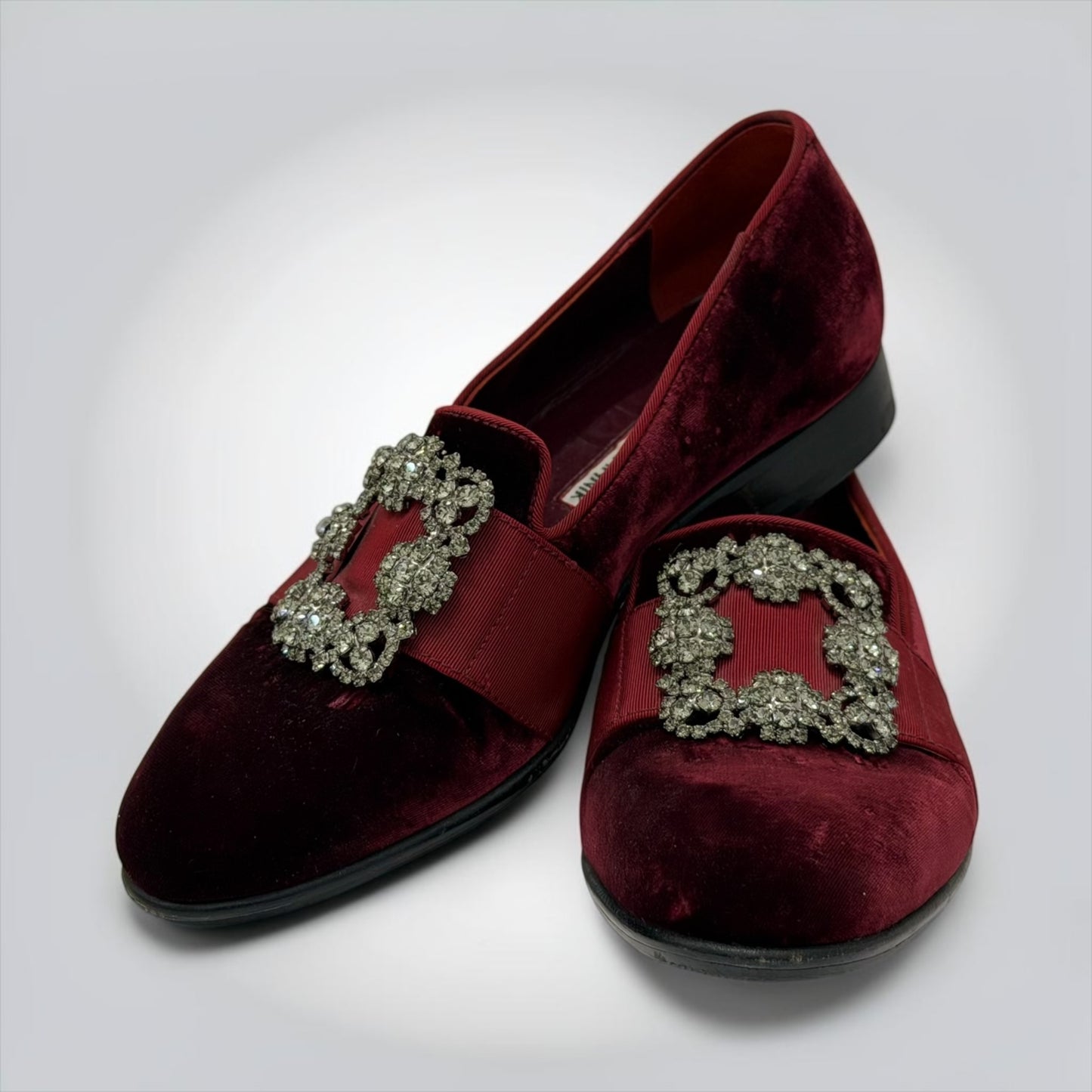 Pre-Owned Manolo Blahnik Hangisi Burgundy Velvet Crystal Buckle Flats — Size 9 — Excellent | Style Reissue Vancouver