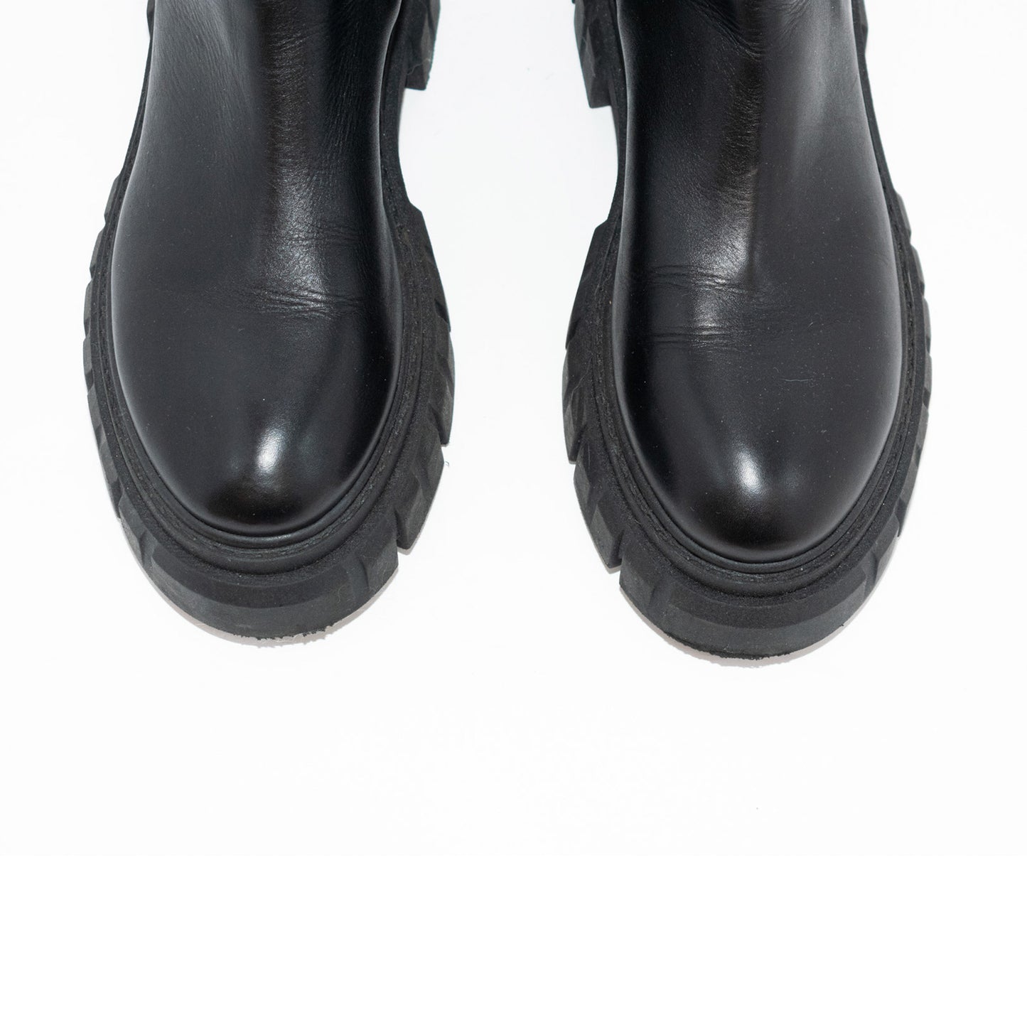 Pre-Owned Le Canadien Leather Ankle Boots (41)