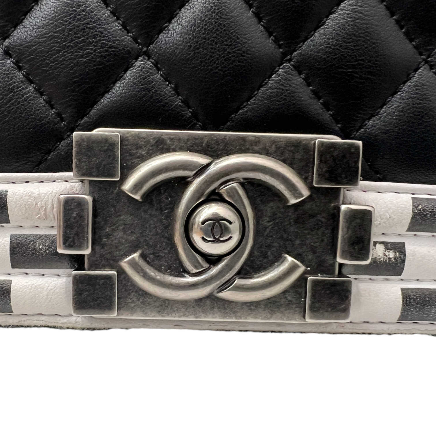 chanel medium checkerboard boy bag CC hardware zoom